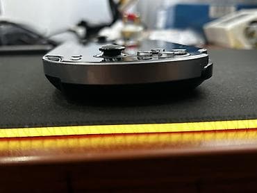 playstation 4 2tb: Sony PS Vita ideal vəziyyətdədir. PCH (1104) Qərbi Avropa (Fransa) — 5