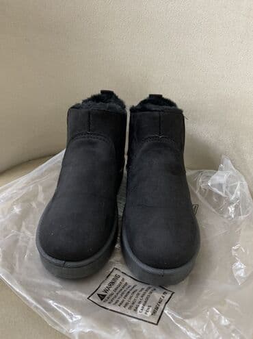 Uqqilər, Ölçü: 36, rəng - Qara, Yeni