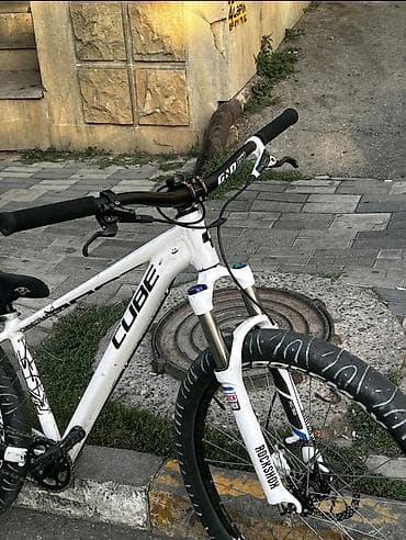 velo az: Əvvəla salam velosipedi satmaq səbəbim moto almaq üçündür. CUBE AİM — 2