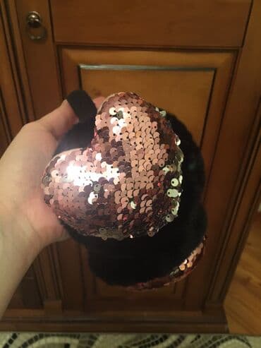 uşaq ucun qulaqlıq: Qulaqcıq 10 azn — 2