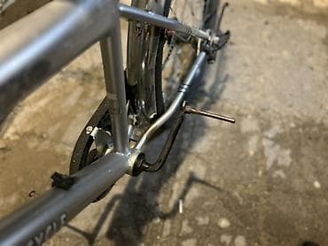 velosiped satisi islenmis: 18-20 ölçülü )şəhər velosipet tək problemi pedalları yoxdur | 200 m- a — 2