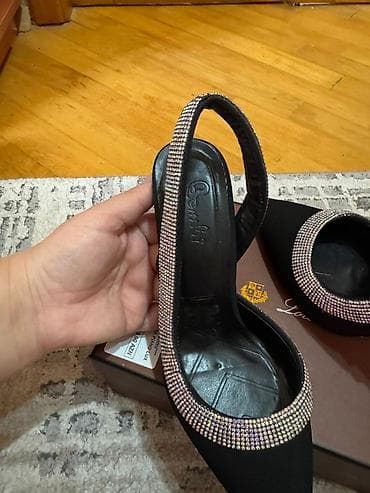 Qadın yüksək daban ayaqqabıları – 3 fərqli model 1) Qara kristallı