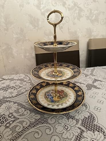 Tort və şiriniyyat qabı