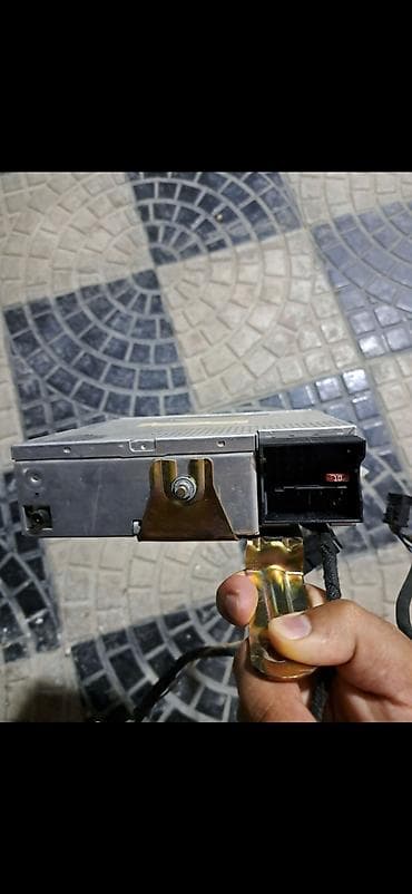 çin maşın logoları: BMW modul – original LEAR istehsalı Ehtiyat hissəsi nömrəsi: BMW 6 923 — 2