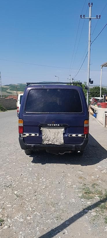 lovol 504 b: Toyota HiAce mikroavtobus - Kuzov: uzun baza, 4 yan sürüşən/adi — 2