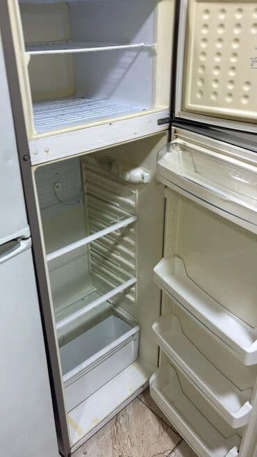 Soyuducular: Məhsul: Simfer soyuducu (A+ enerji sinfi) Xüsusiyyətlər: - Üst — 1