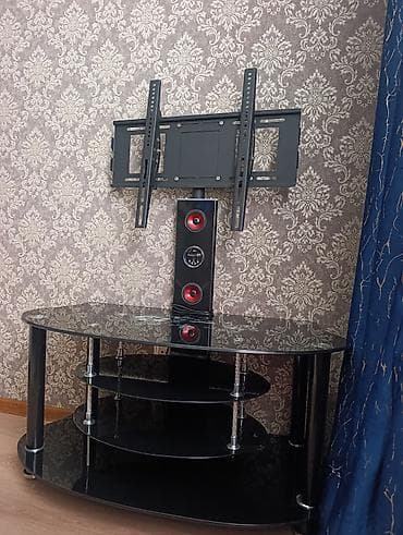 mətbəx masa: İşlənmiş, Düz TV altlığı, Polkalı, Şüşəli — 2