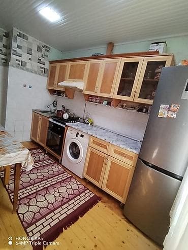 şüşəli masa: Mebel dəsti – klassik üslub Qonaq otağı: - Açıq krem rəngli vitrin — 7