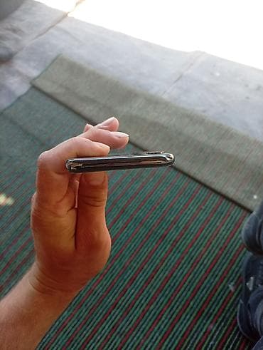 iphone 11 pro barter: IPhone 11, 64 GB, Qara, Face ID — 7