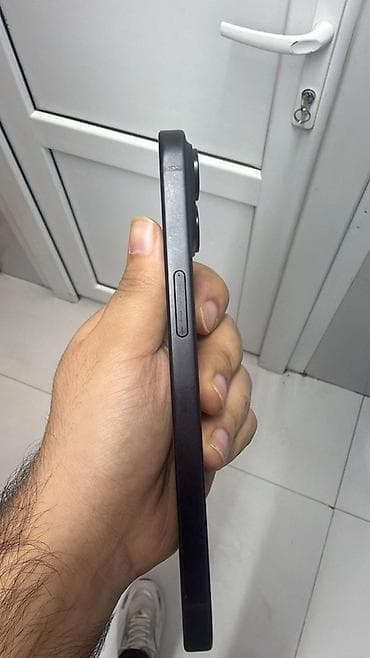 telefon batareya satisi: IPhone 15, 128 GB, Black Titanium, Simsiz şarj, Face ID, Sənədlərlə — 3