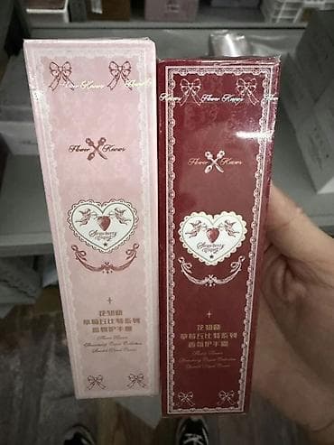 Flower Knows “Strawberry Rococo” əl kremi - Növ: Əl və dırnaq üçün — 1