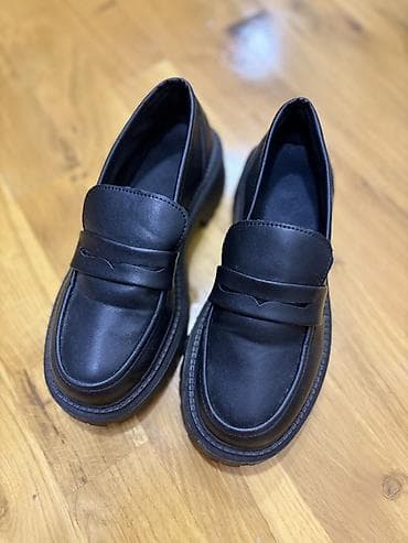 Женская обувь: Qara loafer ayaqqabı - Stil: Klasik penny loafer dizaynı, üst hissədə — 5