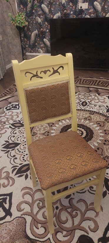 деревянный стол на кухню: Qonaq otağı üçün, İşlənmiş, Açılmayan, Dördbucaq masa, 6 stul — 2