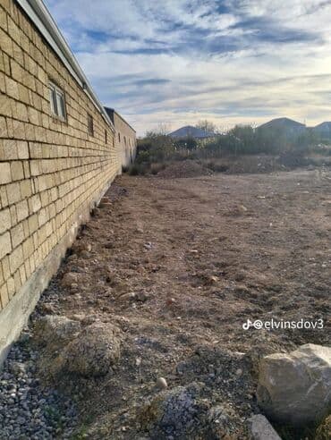 qara qarayevde satilan 3 otaqli evler: 700 sot, Biznes üçün, Mülkiyyətçi, Bələdiyyə — 1