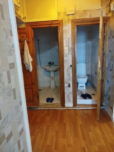 hovsanda 1 otaqli bina evleri 2021: Gəncə şəhərində mərkəzə yaxın yerləşən 3 otaqlı mənzil. ✅İşıq, su, qaz — 9