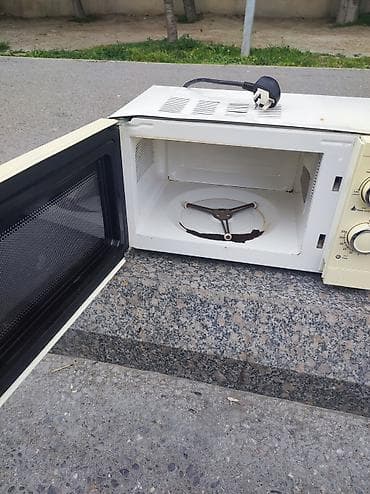 mikrodalgali soba: Mikrodalğalı soba Geepas, Ayrıca dayanan, Mikrodalğalar ilə, rəng - Ağ — 2