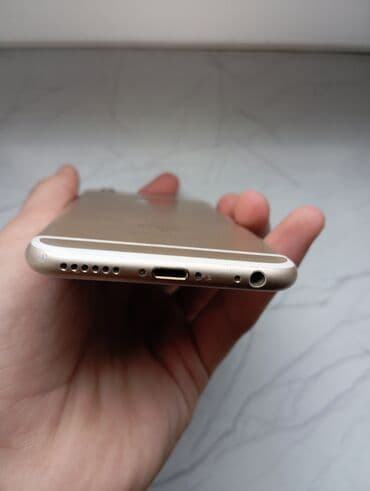 Opel: IPhone 6s, 32 GB, Qızılı, Barmaq izi — 3