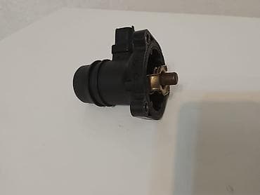 vaz surət qutusu: Avtomobil üçün elektron termostat korpusu (sensor bağlantılı) Məhsul — 2