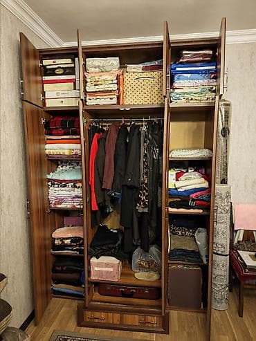 dolab 4 qapılı: İşlənmiş, 4 qapılı, Siyirməli, Qəhvəyi, Taxta, Açılan, Düz dolab — 4