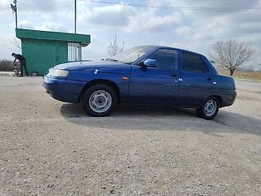 nur avto: Məhsul: Lada 2110 sedan (mavi rəng) Xüsusiyyətlər: - Kuzov: 4 qapılı — 2