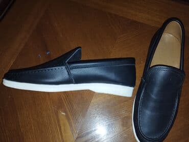 Qara rəngli kişi loferi - Model: slip-on lofer (bağsız) - Rəng: üst