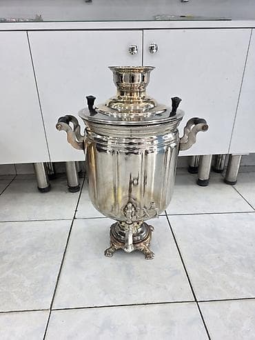 Klassik kömür/sobayaqarlı samovar - Material: cilalanmış metal — 1