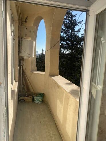 sarayda kiraye: Gənclik metrosunun yaxınlığında Yeni tikili 5 mertebeli binanın 4-cü — 13