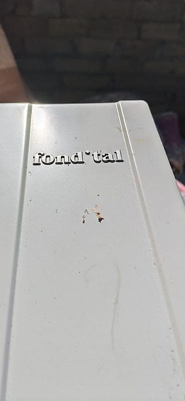 Kombi işlək vəziyyətdə cuzi problemi var ünvan Qracuxur qəsəbəsi