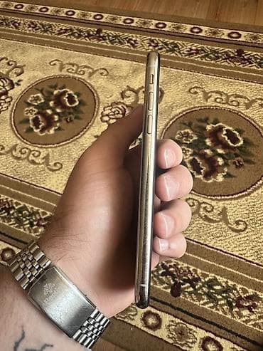 IPhone X, 64 GB, Gümüşü, Simsiz şarj