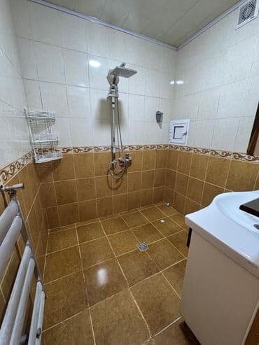 квартиры под маяк в баку: 8 noyabr metrosu papanin körpüsünün yaxınlığında yeni tikili binanın — 11