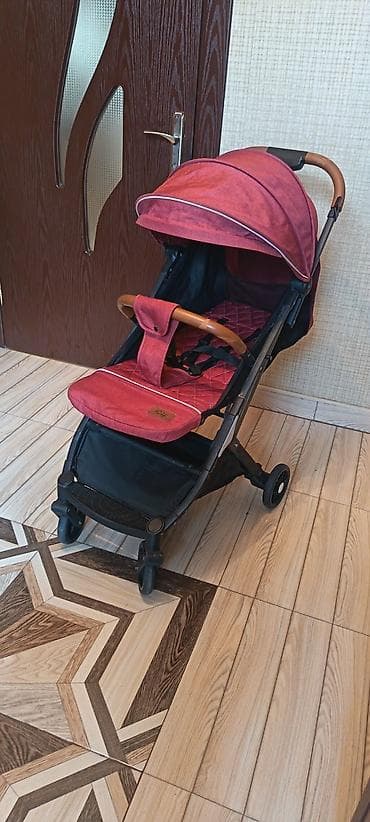 mamako qiymeti: Uwaq arabasi
Yaxsi veziyyetde. 
Qiymet 55azn, 
Unvan. 
Bine savxoz — 5