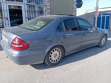 bmw e60 m: Mercedes-Benz 220: 2.2 l | 2005 il Sedan — 5