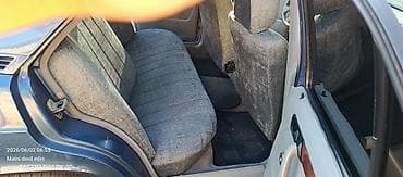 mercedes masin: Mercedes-Benz 190 (W201): 2 l | 1990 il Sedan — 2