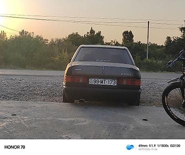 1.5 dizel renault motoru: Mercedes-Benz 190D sedan - Kuzov: W201, 4 qapı, tünd boz rəng - dizel — 2