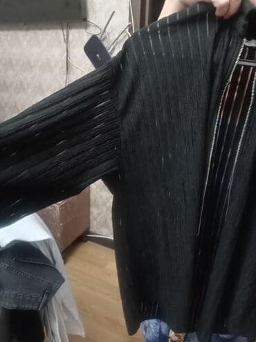 jaketlər instagram: Zamoku islemr diye 8-Azn verirmQara rəngli qadın kardiqanı - Model — 2