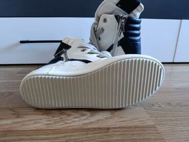 sport ayaqqabı: Rikovens. 39razmer — 3