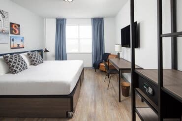 saatliq kiraye evler ucuz: Hotel bir gun 30 azn bakida yerlesir otel********** hotel************* — 1