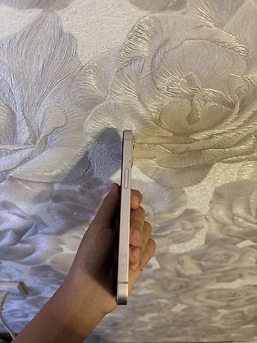 kreditle iphone 14 pro: IPhone 13, Çəhrayı, Qırıq — 4