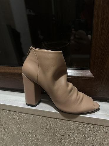 qadın bot: Nömrədə sadəcə WhatsApp var 38 ölçü Tozlu çəhrayı Heç geyinilməyib — 2