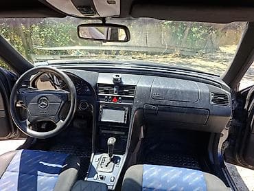 2008 ford transit: Mercedes-Benz 220: 2.2 l | 1999 il Sedan — 10