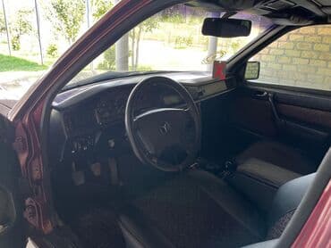 maşın şuşələri: Mercedes-Benz 190: 1.8 l | 1992 il Universal — 3