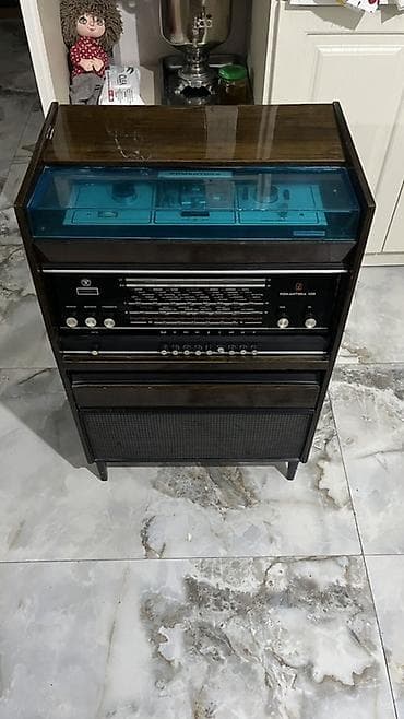 sekil ceken aparat: Vintage “Romantika-100” musiqi mərkəzi - Radiola tipli kombinə – — 1