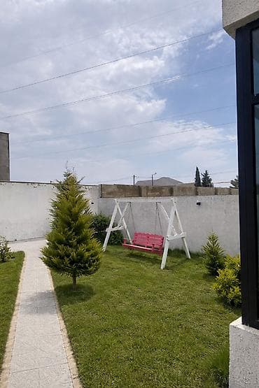 Bağ evləri: Mərdəkanda yerləşən bağ evi 3 aylıq kirayə verilir. Bağ evi YALNIZ — 3