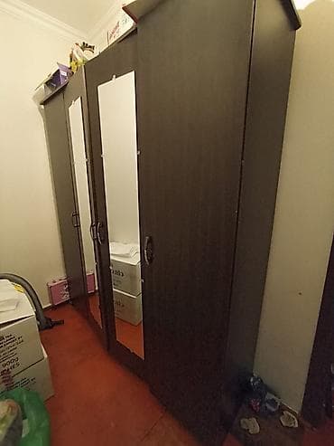 ikinci əl paltar dolabı: 4 qapılı, Güzgülü, Qəhvəyi, Digər material, Açılan, Düz dolab — 3