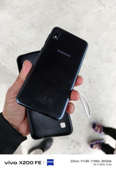 50 manat telefon: Samsung Galaxy A10, 32 GB, rəng - Göy, İki sim kartlı — 4