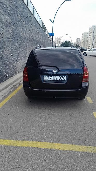 işlenmiş kondisanerler: Toyota Corolla: 1.4 l | 2006 il Universal — 2
