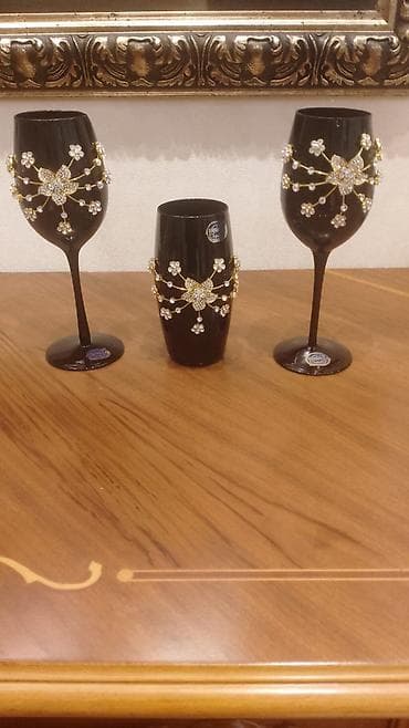 Qədəhlər, rəng - Qara, Şüşə lalafo.az -da Qədəhlər, rəng - Qara, Şüşə