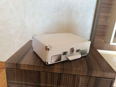 старинные напольные часы для дома: Yeni patefon val oxudan. Retro dizaynlı, müasir funksiyalara sahib — 6