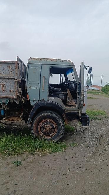 gaz 31 10: Kamaz Kabinası — 3