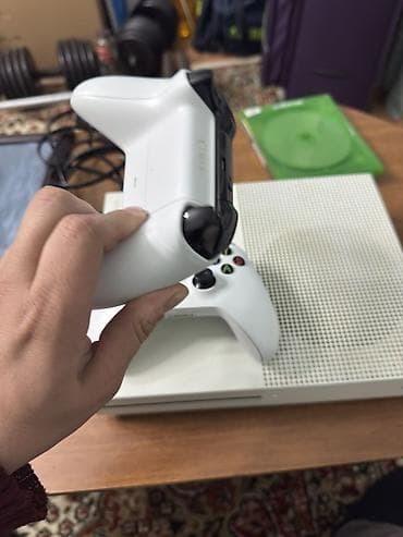 xbox one pult: Xbox one s 500gb iki pultla bütün şnurları verilir üstündə heç bir — 6